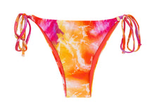 Cargar imagen en el visor de la galería, Product Front: Rio De Sol Bragas Bottom Tiedye-Red Ibiza