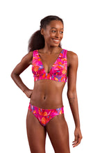 Cargar imagen en el visor de la galería, Image 04: Rio De Sol Conjunto Set Flavors Halter-Marina Essential-Cos