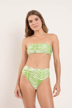 Cargar imagen en el visor de la galería, Model Front: Rio De Sol Sostén Top Palms Bandeau-Reto