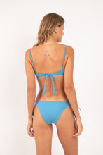 Cargar imagen en el visor de la galería, Model Back: Rio De Sol Bragas Bottom Solar-Celeste Ibiza-Comfy
