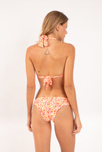 Cargar imagen en el visor de la galería, Model Back: Rio De Sol Conjunto Set Ditsy-Butter Mel
