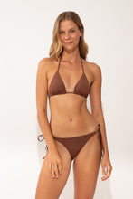 Cargar imagen en el visor de la galería, Model Front: Wednesday In Hawaii By Rio De Sol Bragas Bottom Coco Kaleia-Comfy
