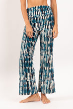 Cargar imagen en el visor de la galería, Gallery: Rio De Sol Pantalones De Playa Azule Murana Pants
