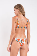 Cargar imagen en el visor de la galería, Model Back: Rio De Sol Conjunto Set Kauai Amelia Italy
