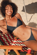 Cargar imagen en el visor de la galería, Image 06: Rio De Sol Sostén Top Shimmer-Shark Tri-Fixo-Noa
