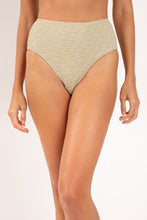 Cargar imagen en el visor de la galería, Gallery: Rio De Sol Bragas Bottom Brisa-Pistache Hotpants
