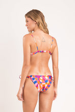 Cargar imagen en el visor de la galería, Model Back: Rio De Sol Conjunto Set Funny Balconet-Tie Ibiza-Comfy
