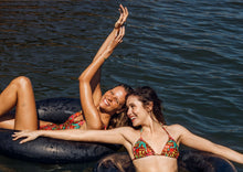 Cargar imagen en el visor de la galería, Image 06: Rio De Sol Conjunto Set Tropics Tri-Inv Ibiza-Comfy
