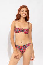 Cargar imagen en el visor de la galería, Image 05: Rio De Sol Sostén Top Coral-Feline Balconet-Tie
