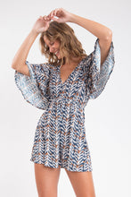 Cargar imagen en el visor de la galería, Image 06: Rio De Sol Mini Dress Ikat Mini Dress
