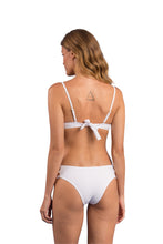 Cargar imagen en el visor de la galería, Model Back: Rio De Sol Sostén Top Bora-White Bra-Trio
