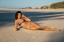 Cargar imagen en el visor de la galería, Image 05: Rio De Sol Conjunto Set Palms-Vine Balconet-Inv Nice
