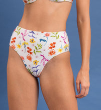 Cargar imagen en el visor de la galería, Image 13: Rio De Sol Bragas Bottom Countryside Hotpants
