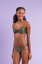 Cargar imagen en el visor de la galería, Image 09: Rio De Sol Conjunto Set Palace Bandeau-Joy Essential
