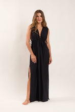 Cargar imagen en el visor de la galería, Model Front: Rio De Sol Vestido De Playa Black Long Dress Soleil
