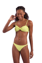 Cargar imagen en el visor de la galería, Image 04: Rio De Sol Conjunto Set Bora-Citrus Bandeau-Joy Leblon-Fio
