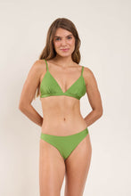 Cargar imagen en el visor de la galería, Model Front: Rio De Sol Conjunto Set Shimmer-Botanica Tri-Fixo Essential
