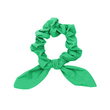Cargar imagen en el visor de la galería, Product Front: Rio De Sol Accesorios Para El Cabello Tambourine Scrunchie
