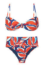 Cargar imagen en el visor de la galería, Product Front: Rio De Sol Conjunto Set Leaves Bandeau-Joy Hotpants
