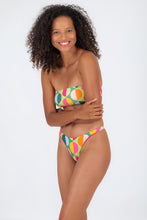 Cargar imagen en el visor de la galería, Model Front: Rio De Sol Bragas Bottom Garden-City Nice-Fio
