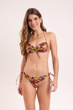 Cargar imagen en el visor de la galería, Model Front: Rio De Sol Sostén Top Fiore Corine
