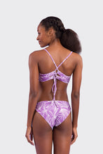 Cargar imagen en el visor de la galería, Model Back: Rio De Sol Conjunto Set Trail-Purple Tank-Tie Essential-Comfy
