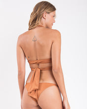 Cargar imagen en el visor de la galería, Image 05: Rio De Sol Conjunto Set Nocciola Dune Cheeky-Fixa
