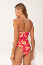 Cargar imagen en el visor de la galería, Model Back: Wednesday In Hawaii By Rio De Sol Una Pieza Pua-Guava Aloha
