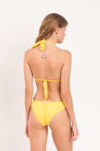 Cargar imagen en el visor de la galería, Model Back: Rio De Sol Conjunto Set Amarelo Mel
