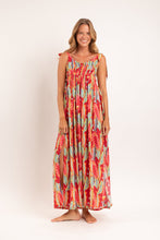 Cargar imagen en el visor de la galería, Model Front: Rio De Sol Vestido De Playa Sea-Bloom Long Dress Chiara
