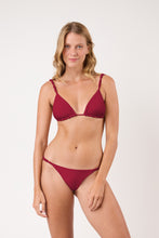Cargar imagen en el visor de la galería, Model Front: Rio De Sol Bragas Bottom Touch-Carmim Selena
