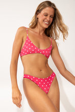 Cargar imagen en el visor de la galería, Image 07: Wednesday In Hawaii By Rio De Sol Sostén Top Kiko-Guava Hana
