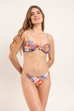 Cargar imagen en el visor de la galería, Image 07: Rio De Sol Conjunto Set Garden-Flower Bandeau-Joy Essential
