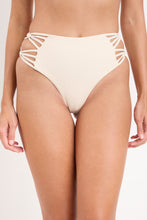 Cargar imagen en el visor de la galería, Gallery: Rio De Sol Bragas Bottom Malibu-Natural High-Waist-Spin-Iris
