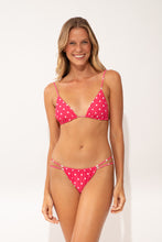 Cargar imagen en el visor de la galería, Model Front: Wednesday In Hawaii By Rio De Sol Sostén Top Kiko-Guava Ana
