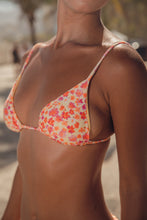 Cargar imagen en el visor de la galería, Image 13: Rio De Sol Sostén Top Ditsy-Butter Lia
