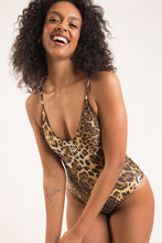 Cargar imagen en el visor de la galería, Image 06: Rio De Sol Una Pieza Leo Hype
