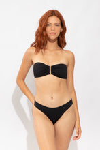 Cargar imagen en el visor de la galería, Model Front: Rio De Sol Bragas Bottom Solar-Black Essential-Comfy
