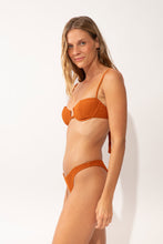 Cargar imagen en el visor de la galería, Image 03: Rio De Sol Conjunto Set Ferrugo Juliette Leblon
