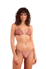 Cargar imagen en el visor de la galería, Model Front: Rio De Sol Bragas Bottom Shimmer-Copper Frufru
