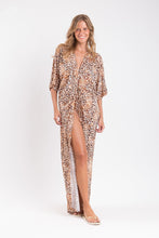 Cargar imagen en el visor de la galería, Image 05: Rio De Sol Vestido De Playa Leopard Long Dress
