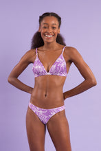 Cargar imagen en el visor de la galería, Image 08: Rio De Sol Bragas Bottom Trail-Purple Essential
