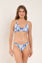 Cargar imagen en el visor de la galería, Model Front: Wednesday In Hawaii By Rio De Sol Bragas Bottom Pua-Pacifica Sunset
