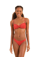 Cargar imagen en el visor de la galería, Model Front: Rio De Sol Bragas Bottom Malibu-Chili Essential-Comfy
