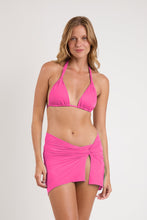 Cargar imagen en el visor de la galería, Model Front: Rio De Sol Falda De Playa Fluity-Amor Skirt Knot

