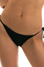 Cargar imagen en el visor de la galería, Bottom Cloque Preto Balconet
