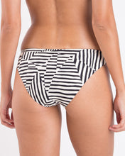 Cargar imagen en el visor de la galería, Bottom Collage Essential-Comfy

