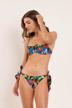 Cargar imagen en el visor de la galería, Bottom Flair Gisele
