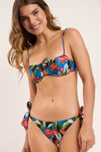 Cargar imagen en el visor de la galería, Bottom Flair Gisele
