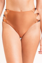 Cargar imagen en el visor de la galería, Bottom Nocciola High-Waist-Spin
